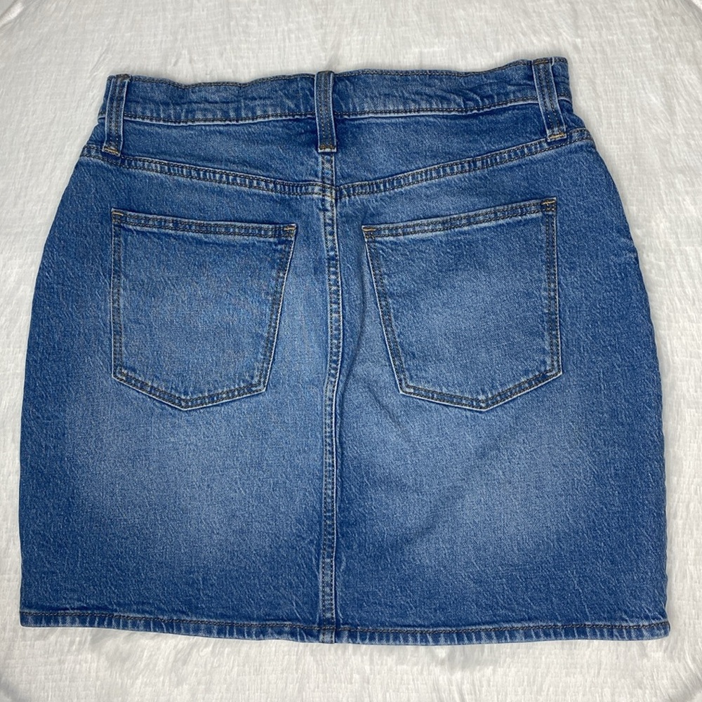 UNIVERSAL THREAD Light Blue Denim Skirt Size 4/27R